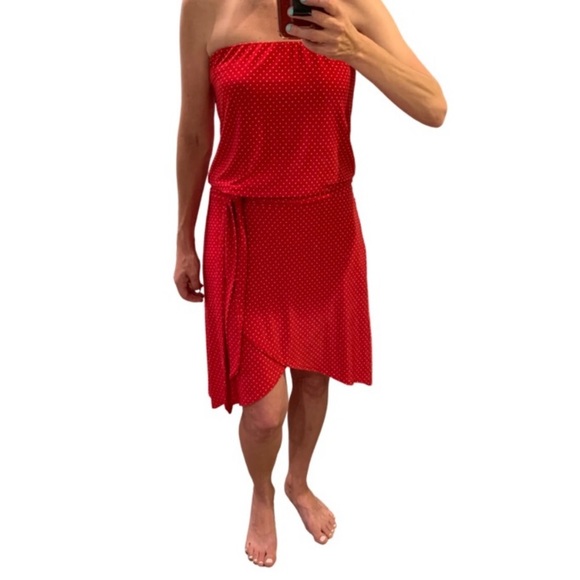 Veronica M Red Polka dot Strapless dress
Size: XS - Picture 2 of 9